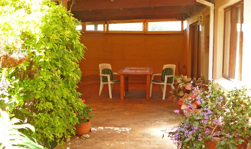 Vineyards Country Home Guest Room Blomtuin ภายนอก รูปภาพ