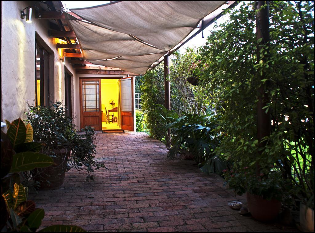 Vineyards Country Home Guest Room Blomtuin ภายนอก รูปภาพ